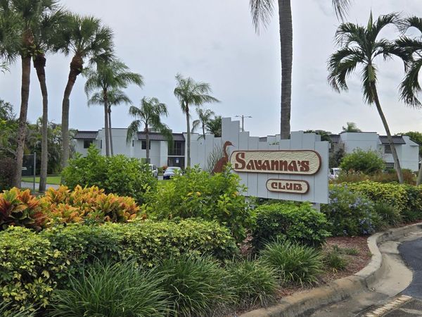 2041 NE COLLINS Circle, Unit 5-70, Jensen Beach, FL 34957
