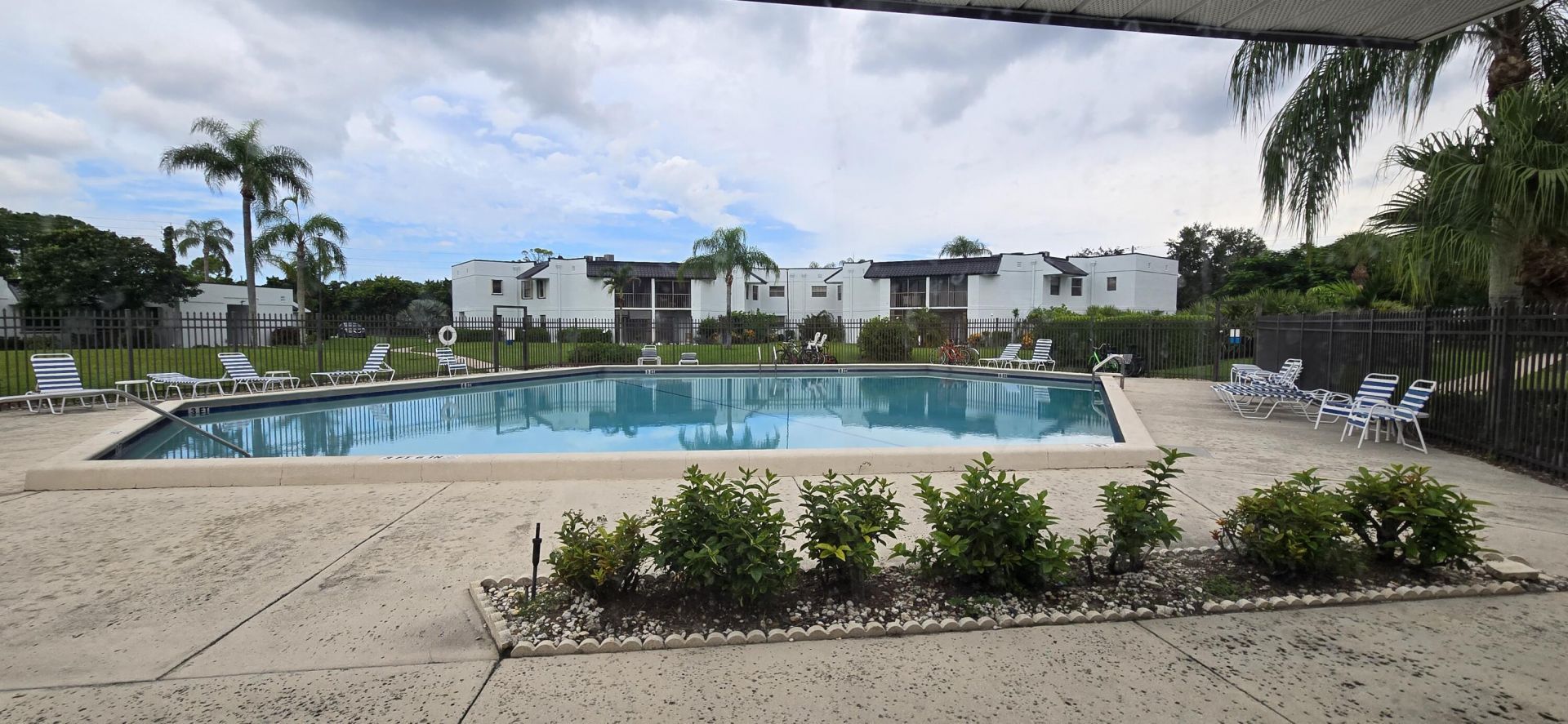 2041 NE Collins Circle, Unit 5-70, Jensen Beach, FL 34957 Photo
