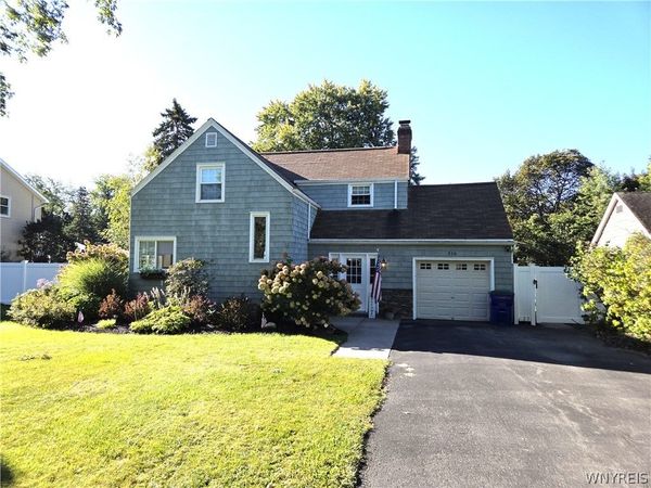 516 Meadowbrook Drive , Lewiston, NY 14092