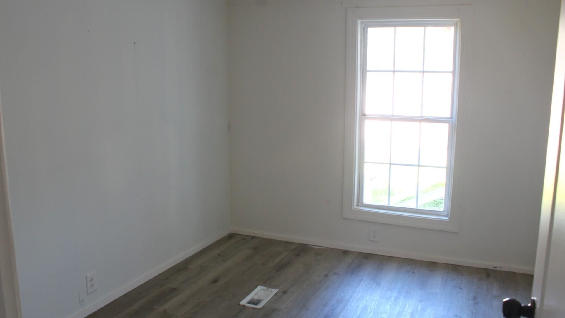 130 Folly Rd. Photo 7