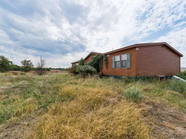 1515 N 14th Street, Guthrie, OK 73044