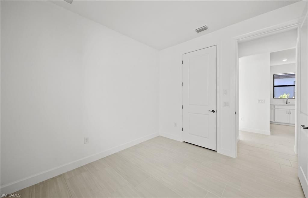 2151 Freemont Way, Naples, FL 34120 Photo