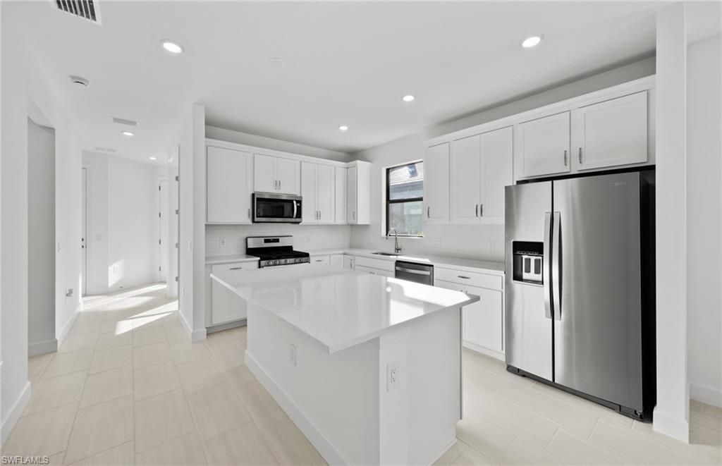 2151 Freemont Way, Naples, FL 34120 Photo