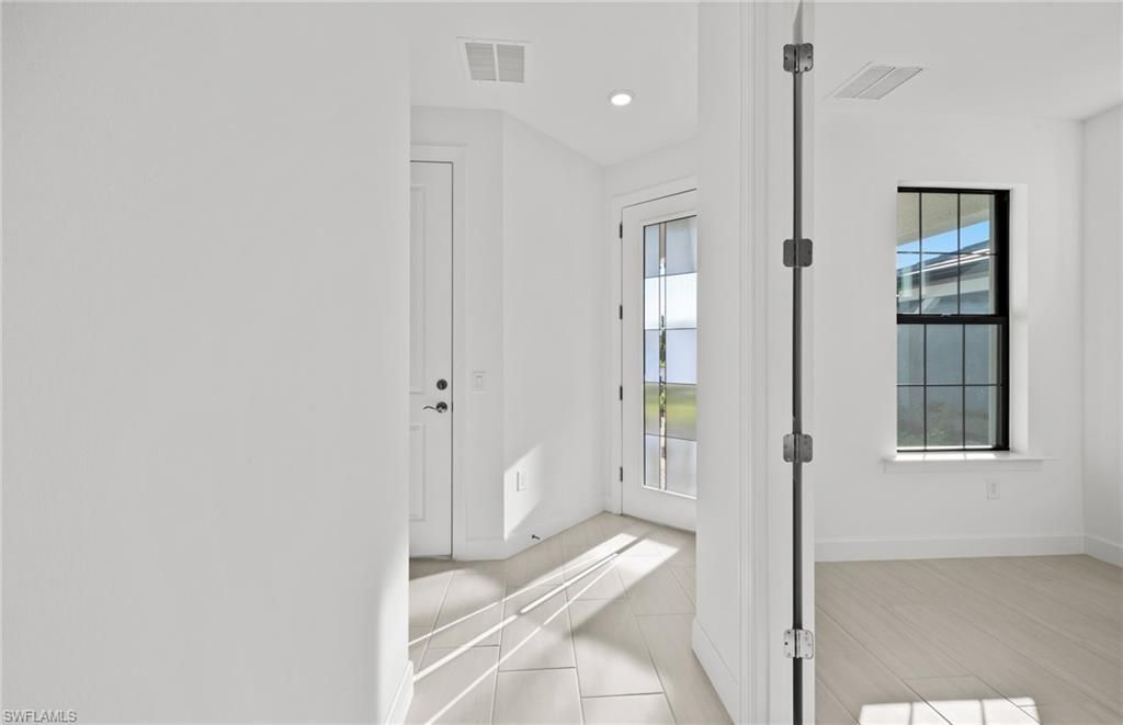 2151 Freemont Way, Naples, FL 34120 Photo