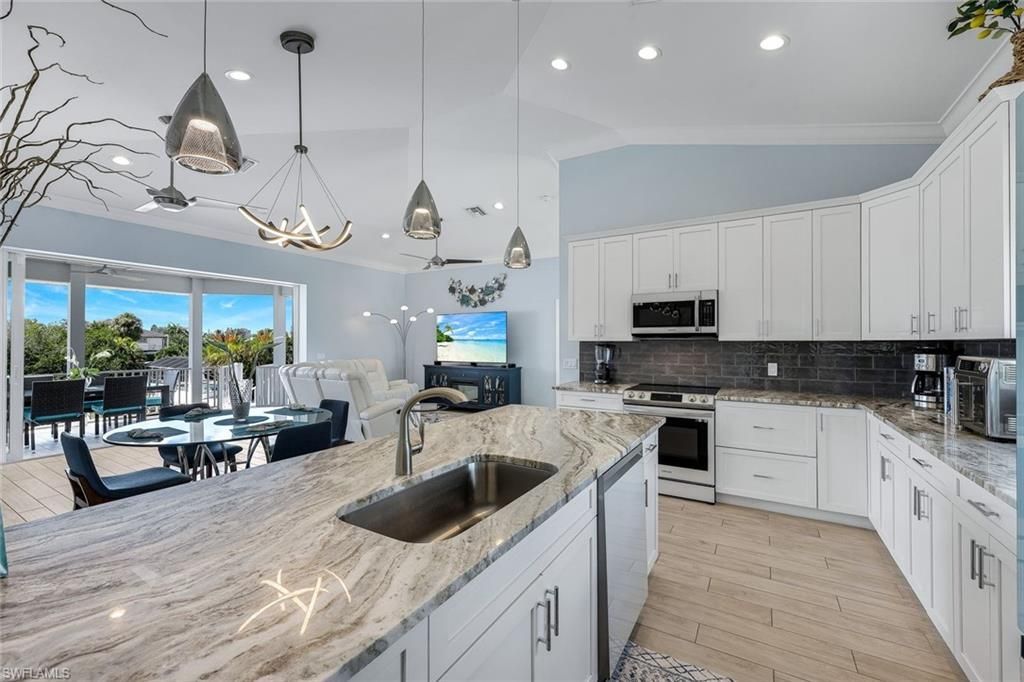 117 Sand Dollar Dr , Fort Myers Beach, FL 33931 Photo