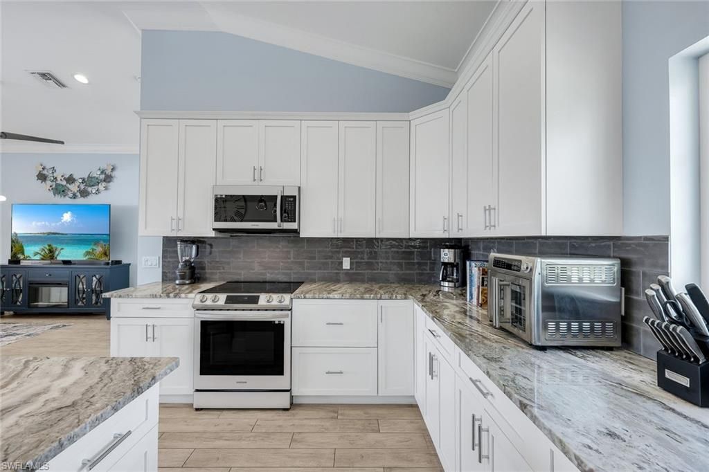 117 Sand Dollar Dr , Fort Myers Beach, FL 33931 Photo