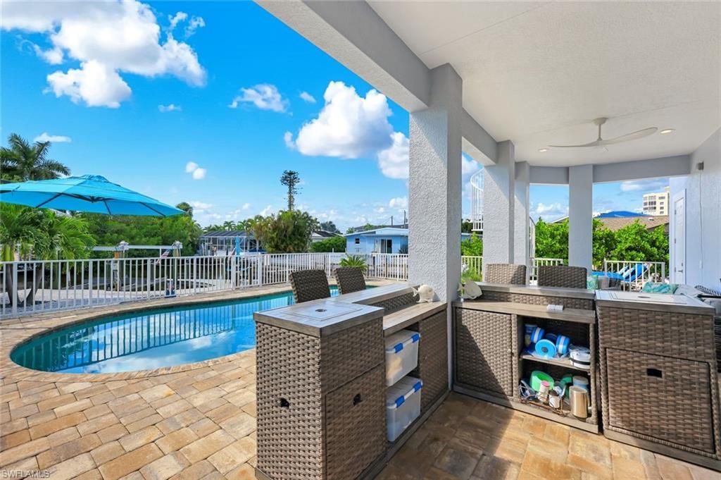 117 Sand Dollar Dr , Fort Myers Beach, FL 33931 Photo