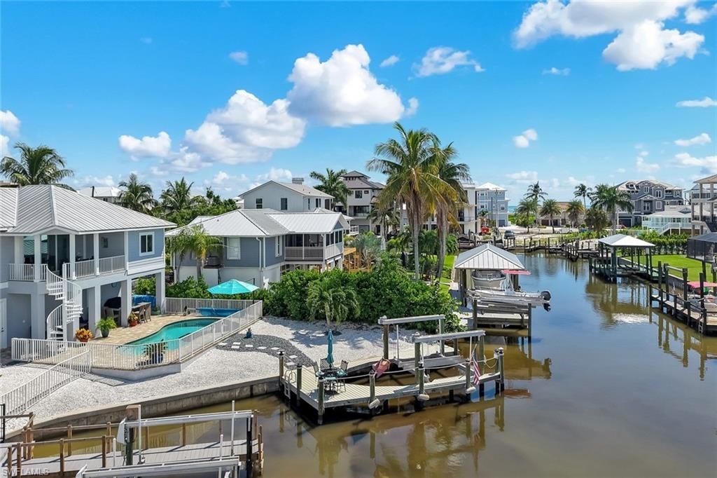 117 Sand Dollar Dr , Fort Myers Beach, FL 33931 Photo