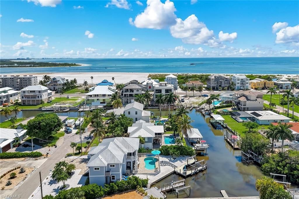 117 Sand Dollar Dr , Fort Myers Beach, FL 33931 Photo