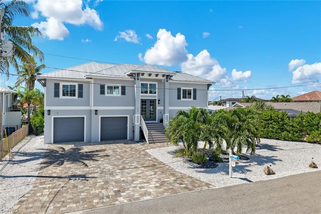 117 Sand Dollar Dr , Fort Myers Beach, FL 33931 Photo