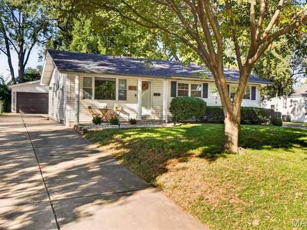 1675 Saint Catherine Street, Florissant, MO 63033