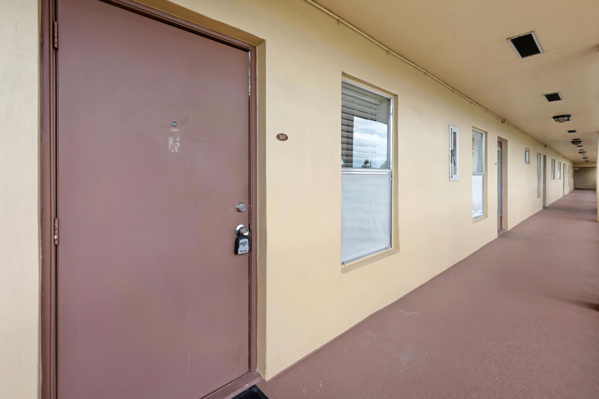 6091 NW 61st Avenue, Unit 307, Tamarac, FL 33319 Photo