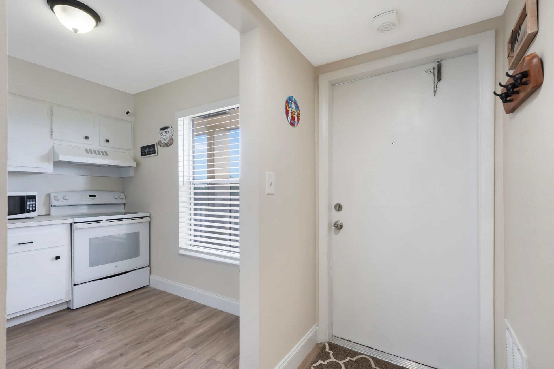 6091 NW 61st Avenue, Unit 307, Tamarac, FL 33319 Photo