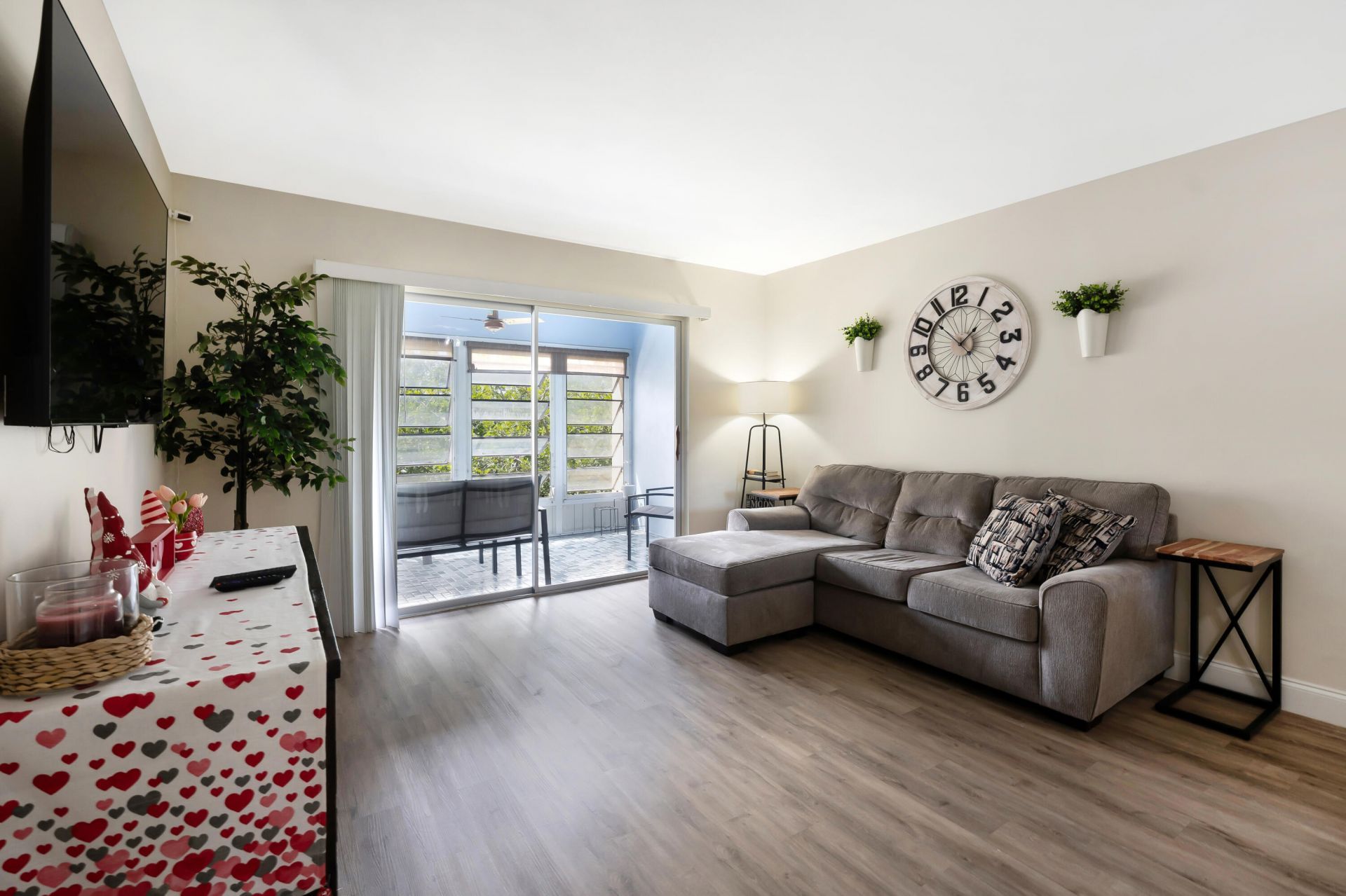 6091 NW 61st Avenue, Unit 307, Tamarac, FL 33319 Photo