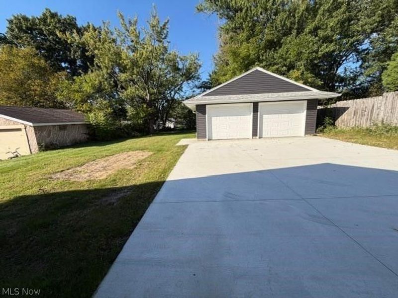 106 Andrea Boulevard, Niles, OH 44446 Photo 2