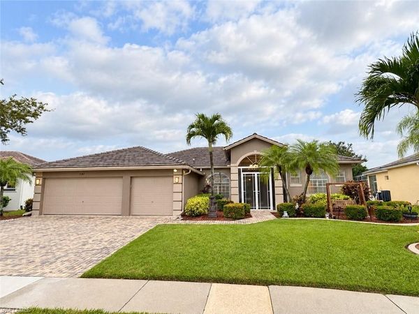 3287 Potomac CT, NAPLES, FL 34120