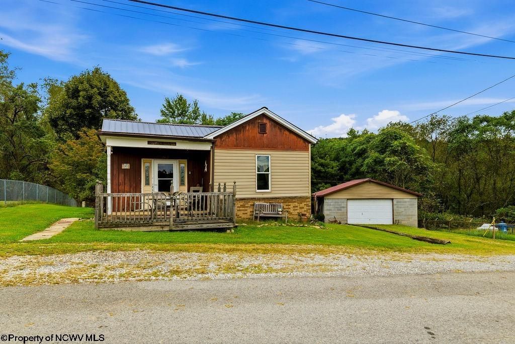 163 Sunburst Drive, Clarksburg, WV 26301 Main Photo