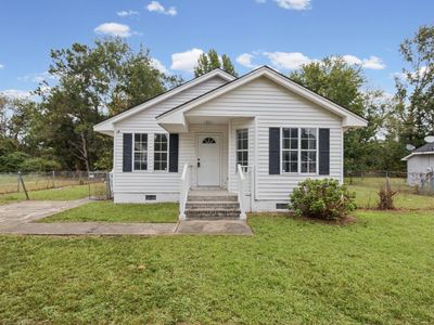 112 Sunny Acres Drive , Eastover, SC 29044