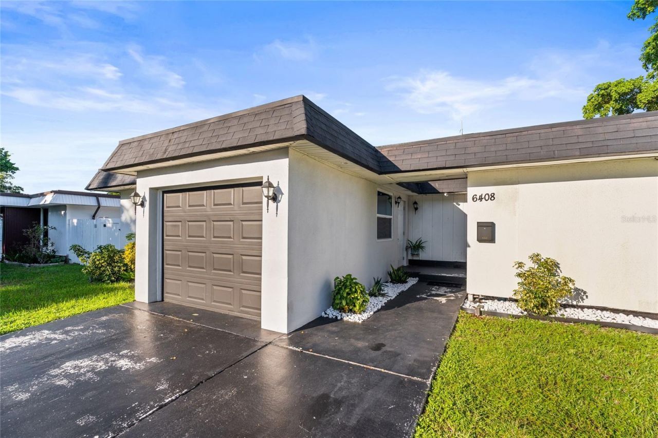6408 Brookwood Boulevard , Tamarac, FL 33321 Photo