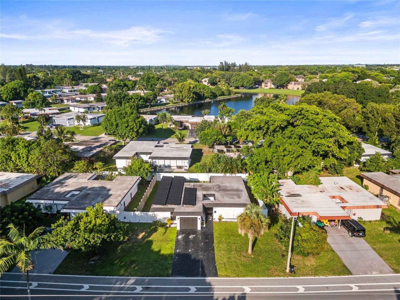 6408 Brookwood Boulevard , Tamarac, FL 33321 Photo