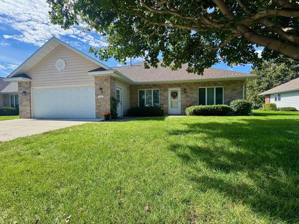 1112 Travis Road, Marshall, MN 56258