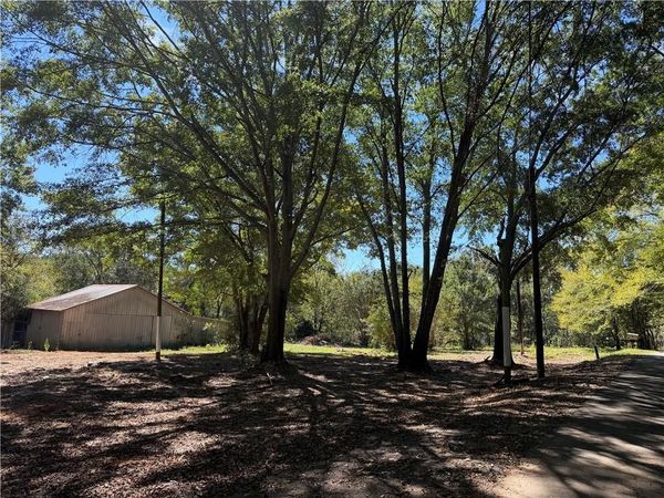 51 Merk Road , Maysville, GA 30558