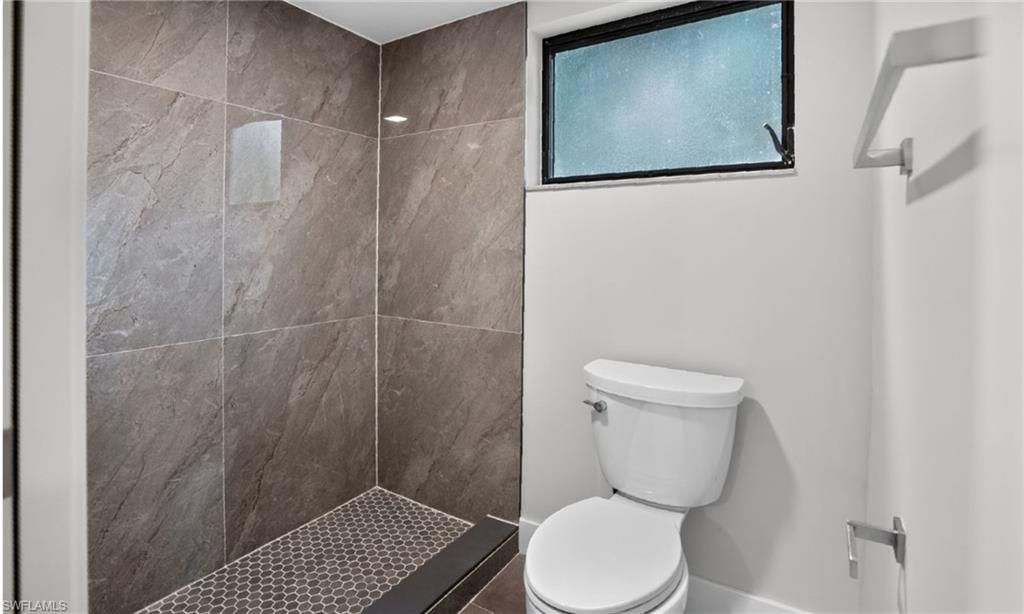 1826 Kings Lake Blvd, Unit 101, Naples, FL 34112 Photo