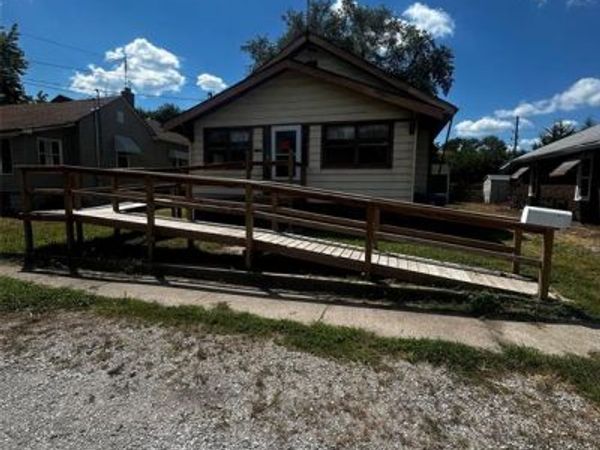 336 Goulding Street , East Alton, IL 62024