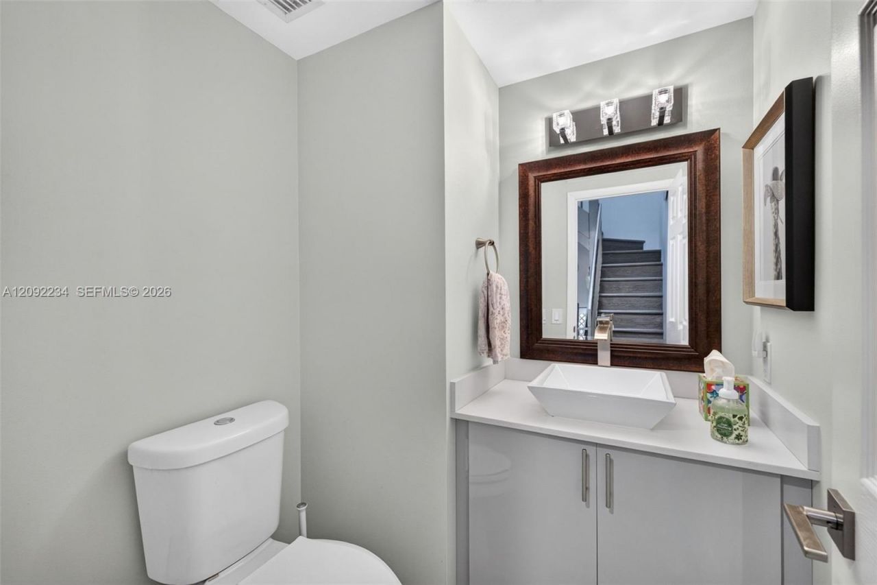 1401 NE 9th St, Unit 50, Fort Lauderdale, FL 33304 Photo