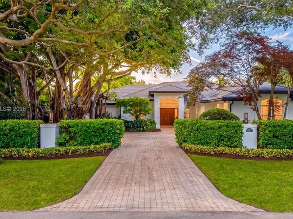 6951 SW 94 st , Miami, FL 33156