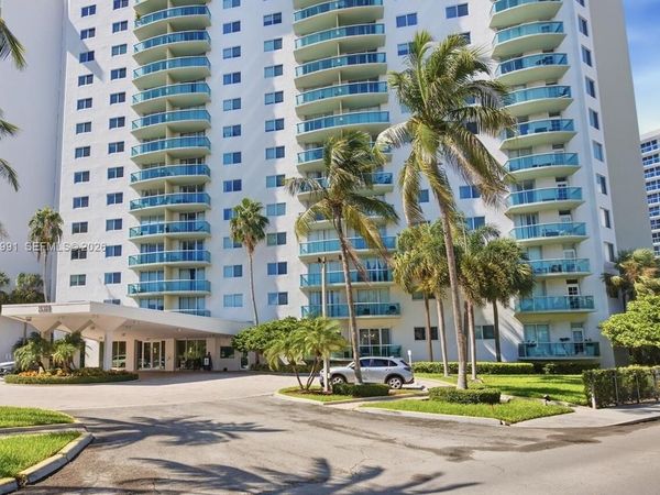 19380 Collins Ave , Unit 510, Sunny Isles Beach, FL 33160