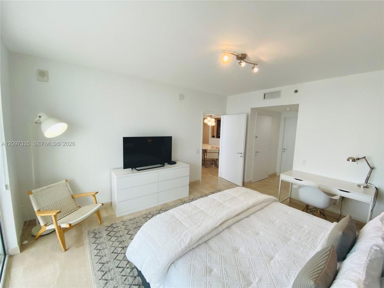 450 Alton Rd , Unit 1406, Miami Beach, FL 33139 Photo