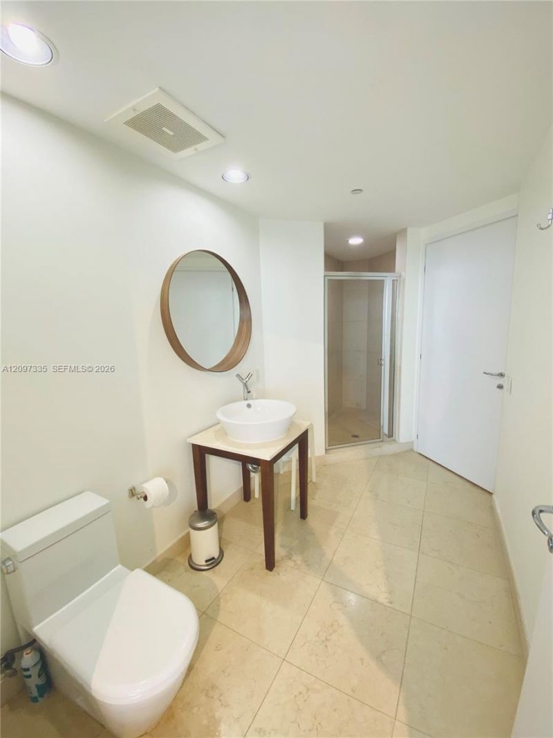 450 Alton Rd , Unit 1406, Miami Beach, FL 33139 Photo