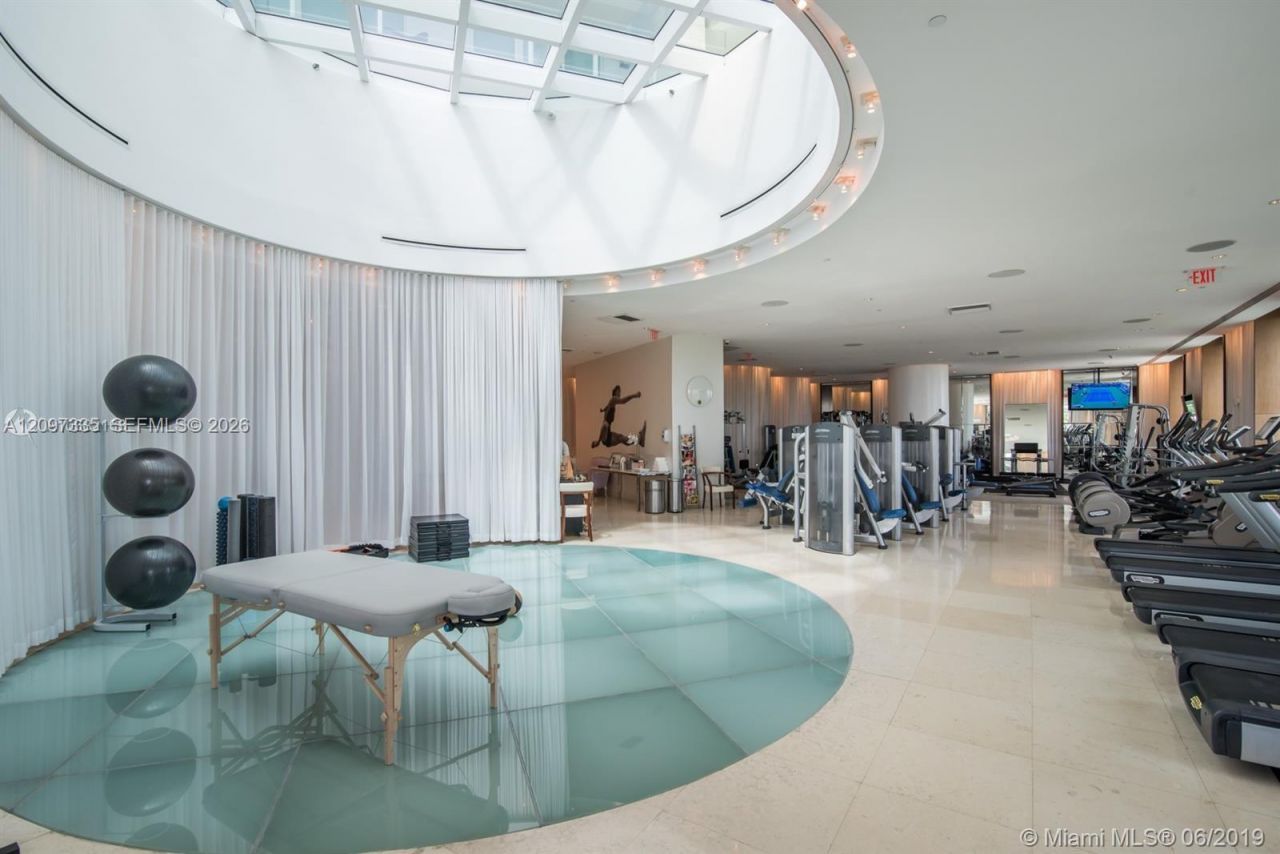 450 Alton Rd , Unit 1406, Miami Beach, FL 33139 Photo