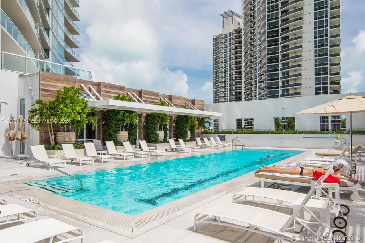 450 Alton Rd , Unit 1406, Miami Beach, FL 33139 Photo