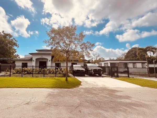 1720 NW 110th Ter , Unit 2, Miami, FL 33167