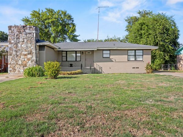 820 W 22nd Street , Ada, OK 74820