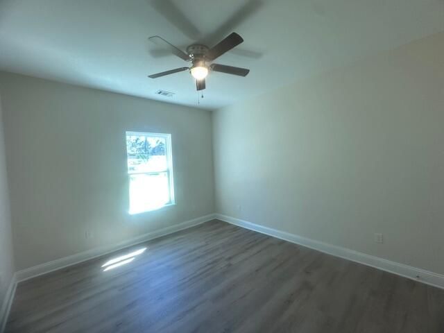 6034 Creek Road Photo 15