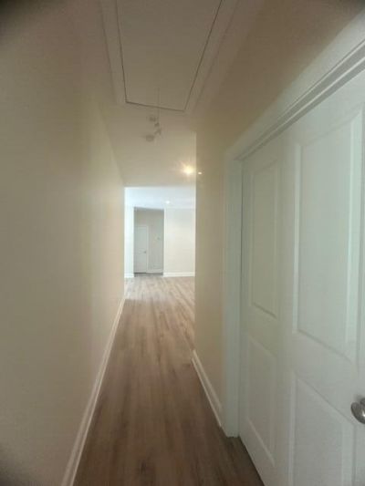 6034 Creek Road Photo 5