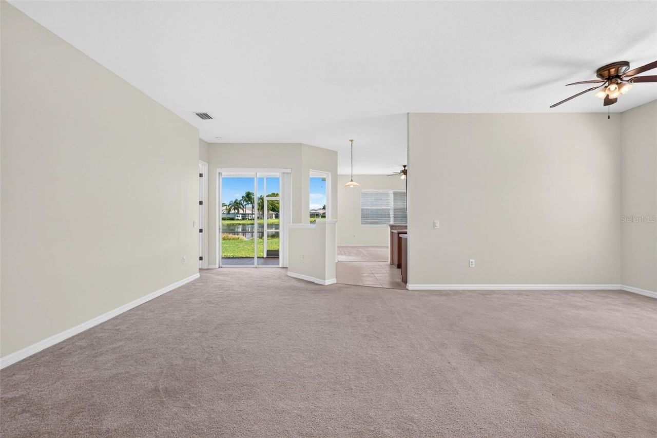 6407 67th Street E, Bradenton, FL 34203 Photo