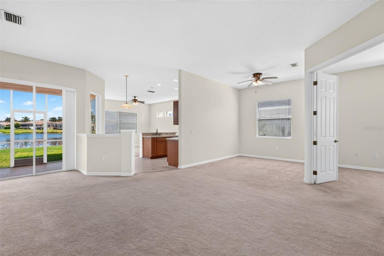 6407 67th Street E, Bradenton, FL 34203 Photo