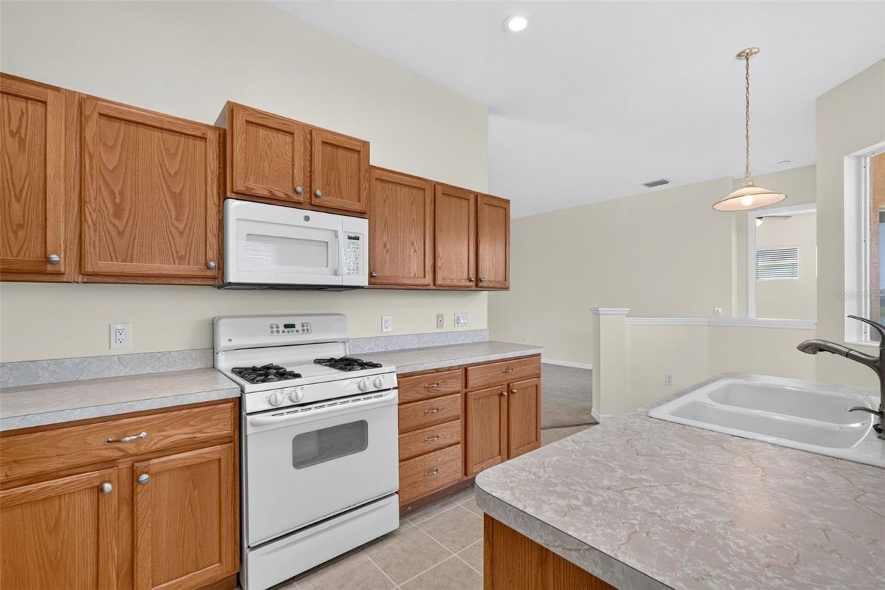 6407 67th Street E, Bradenton, FL 34203 Photo