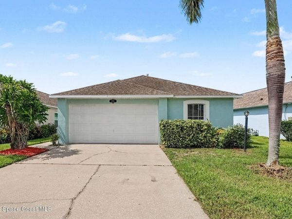 2056 Redwood Circle NE , Palm Bay, FL 32905