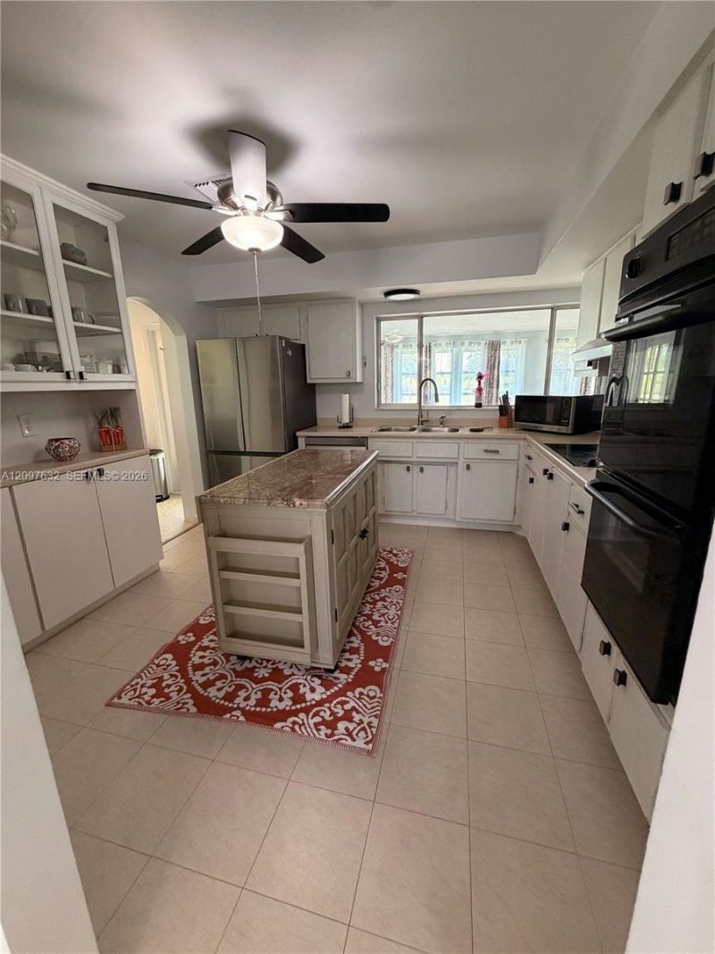 2917 SE San Jeronimo Rd , Port Saint Lucie, FL 34952 Photo