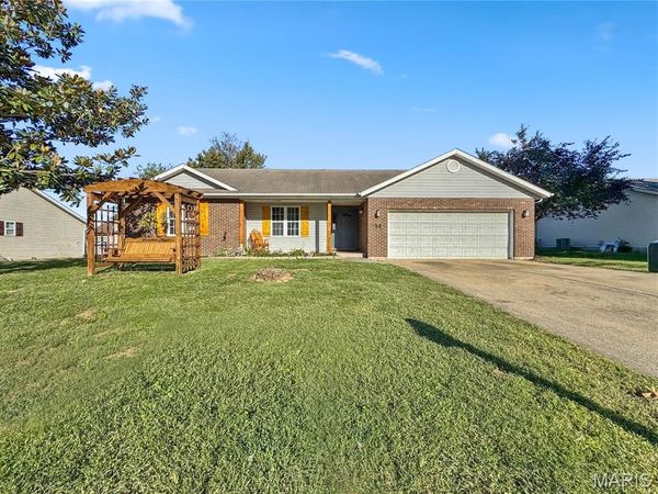 118 Osterhage Drive , Waterloo, IL 62298