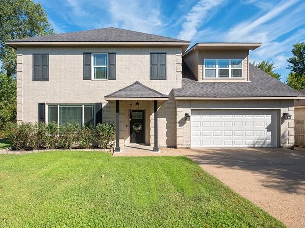 2307 Carisbrooke Loop, College Station, TX 77845