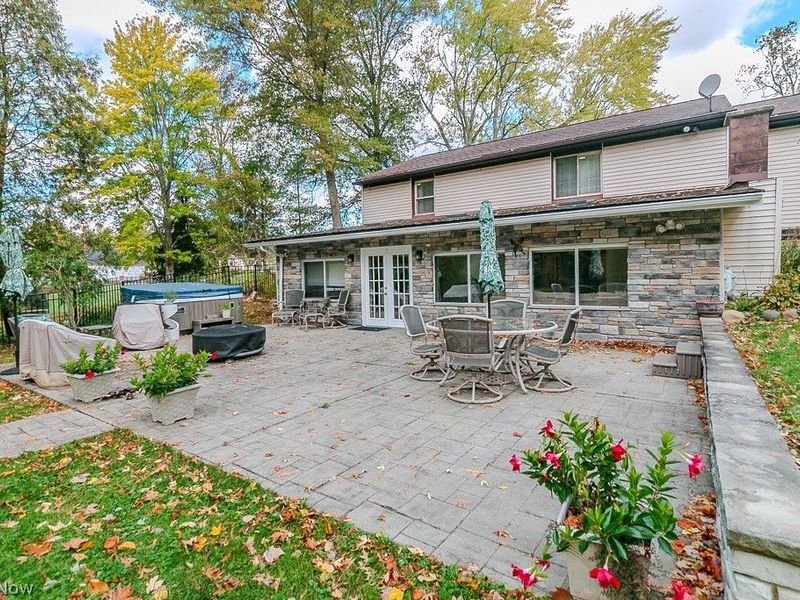 36280 Eddy Road, Willoughby Hills, OH 44094 Photo 5
