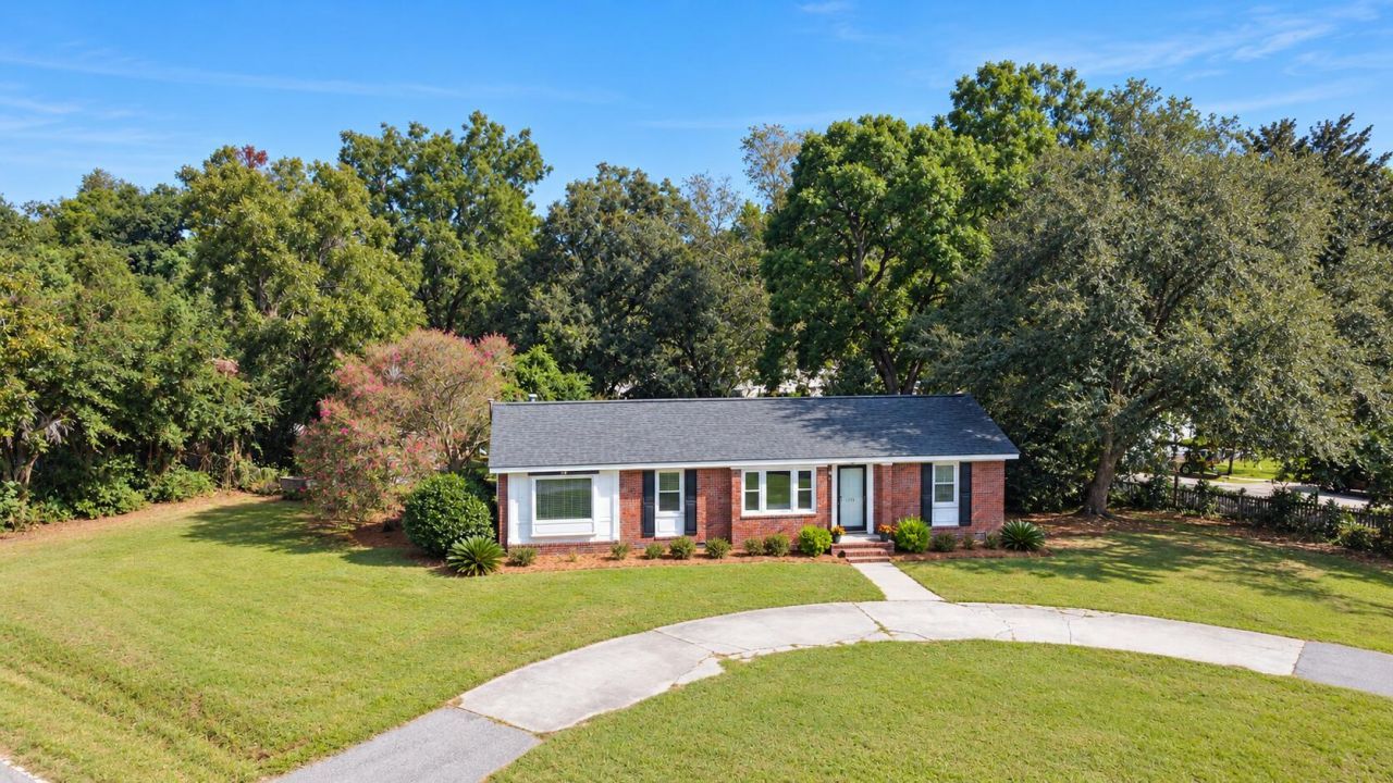 1176 Winborn Drive Photo 4