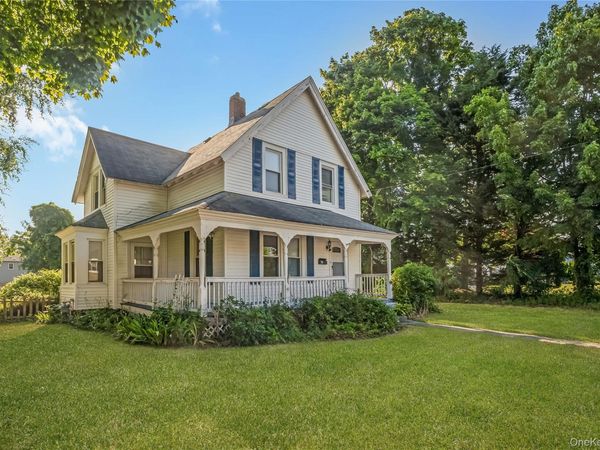 86 Union Avenue , Islip, NY 11751