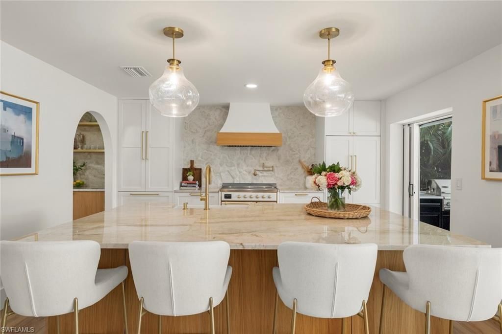 9015 Mockingbird Dr, Sanibel, FL 33957 Photo